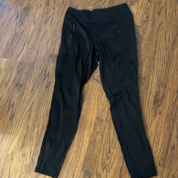 Athleta Black High-Waisted Leggings for Performance - Picture 2 of 6